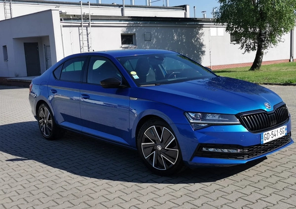 Skoda Superb cena 119310 przebieg: 144000, rok produkcji 2021 z Poznań małe 781